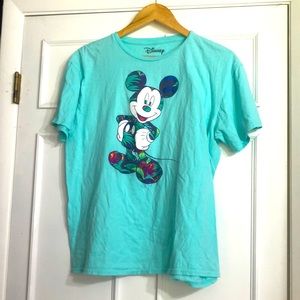 Offical Disney world t-shirt